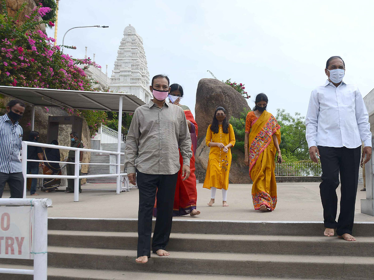 temples open in hyderabad after lockdown photo gallery - Sakshi22