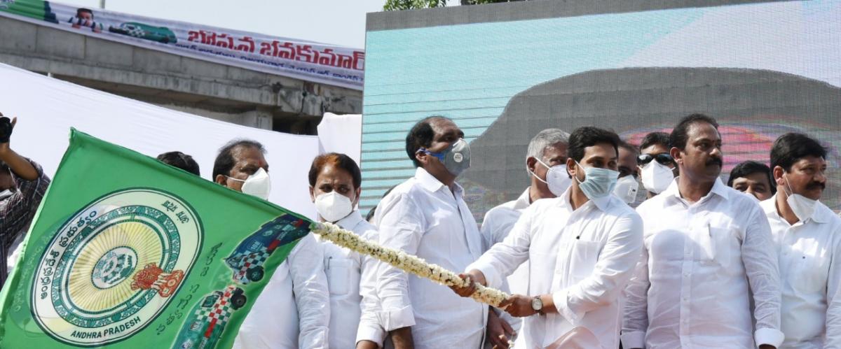 cm ys jagan launched ambulances vijayawada photo gallery - Sakshi11