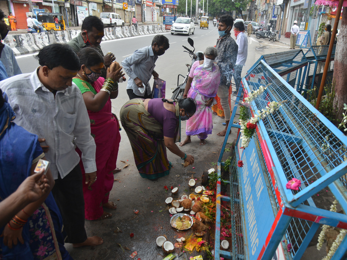 hyderabad bonalu 2020 Photo Gallery - Sakshi21