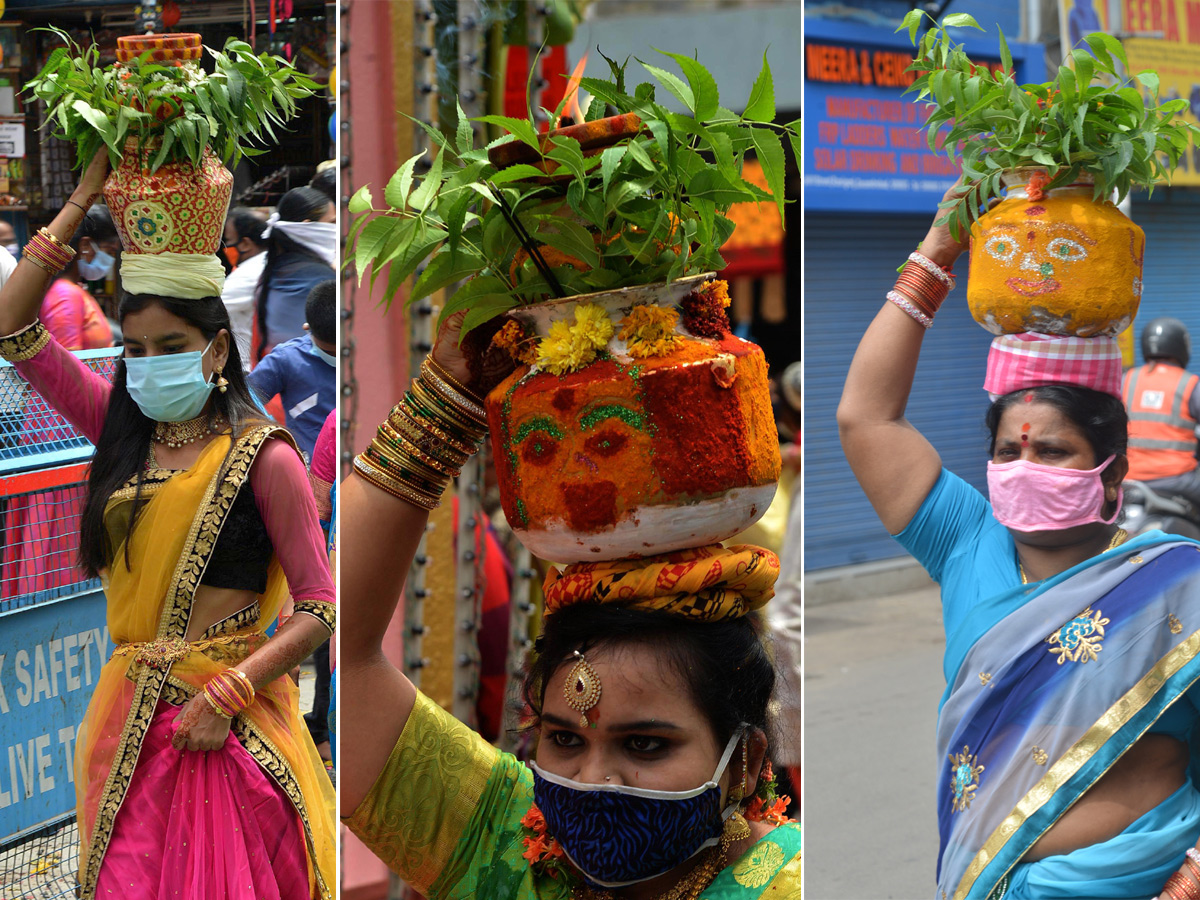 hyderabad bonalu 2020 Photo Gallery - Sakshi8