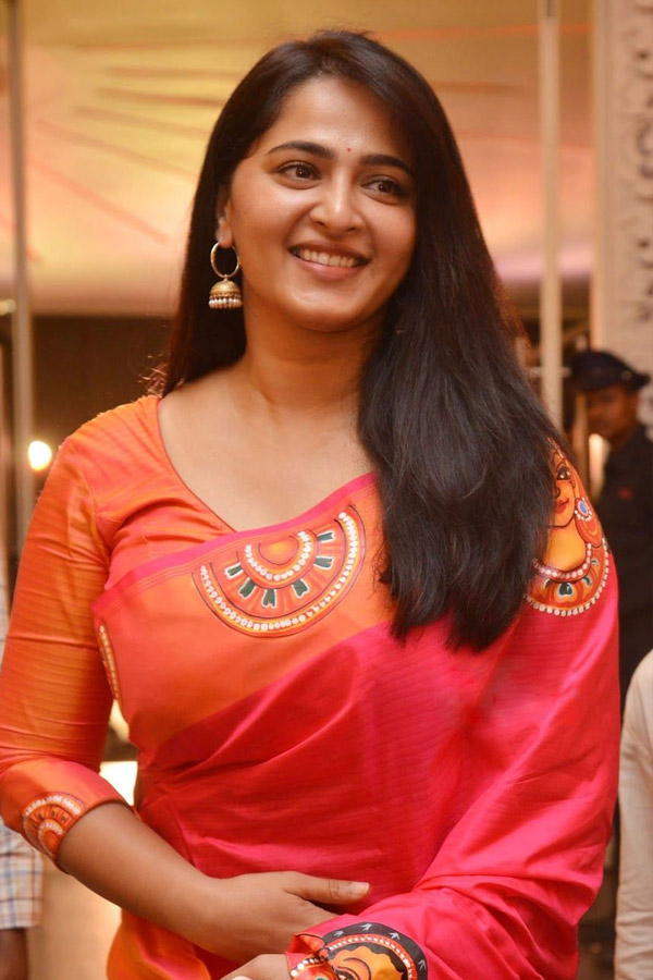 actress anushka shetty exclusive photo gallery - Sakshi8