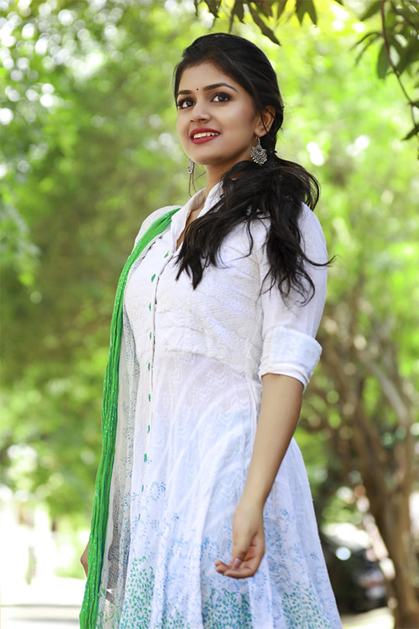 actress sanjana anand exclusive photo gallery - Sakshi12