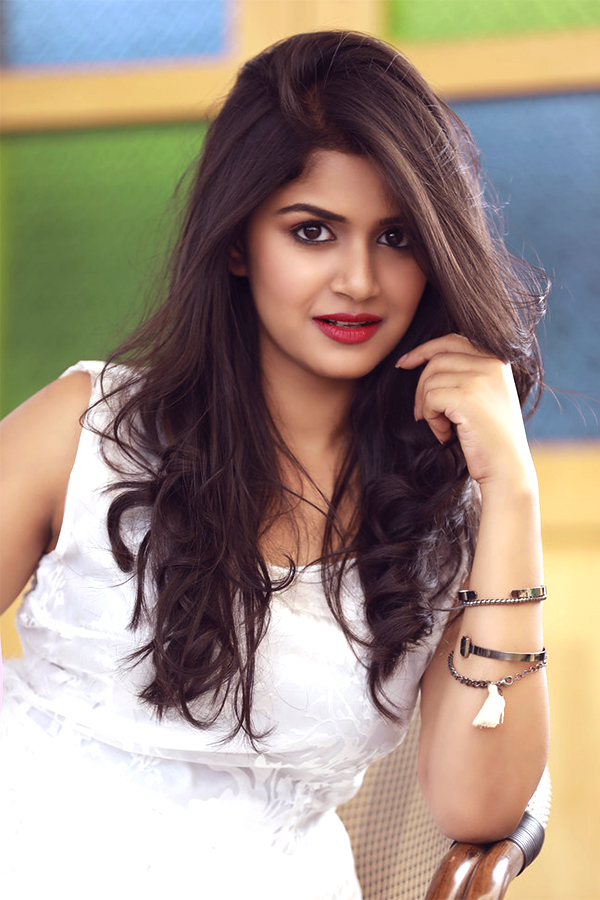 actress sanjana anand exclusive photo gallery - Sakshi14