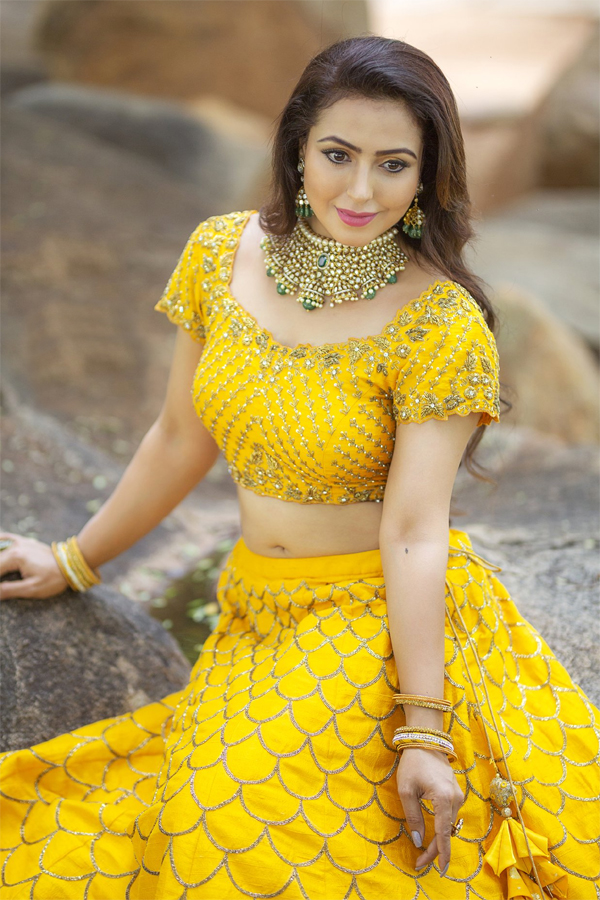 actress Nandini Rai exclusive photo gallery - Sakshi18