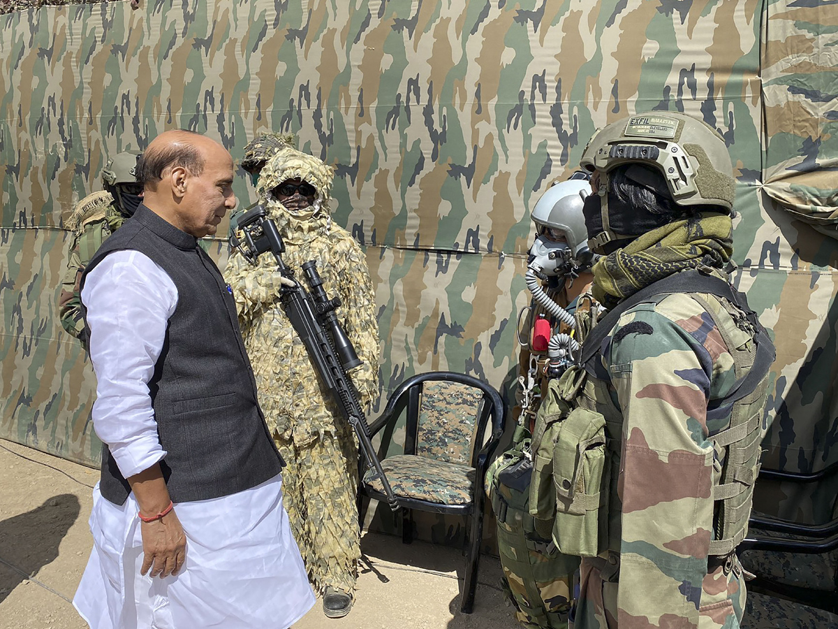 Defence Minister Rajnath Singh Visits Ladakh Photo Gallery - Sakshi2