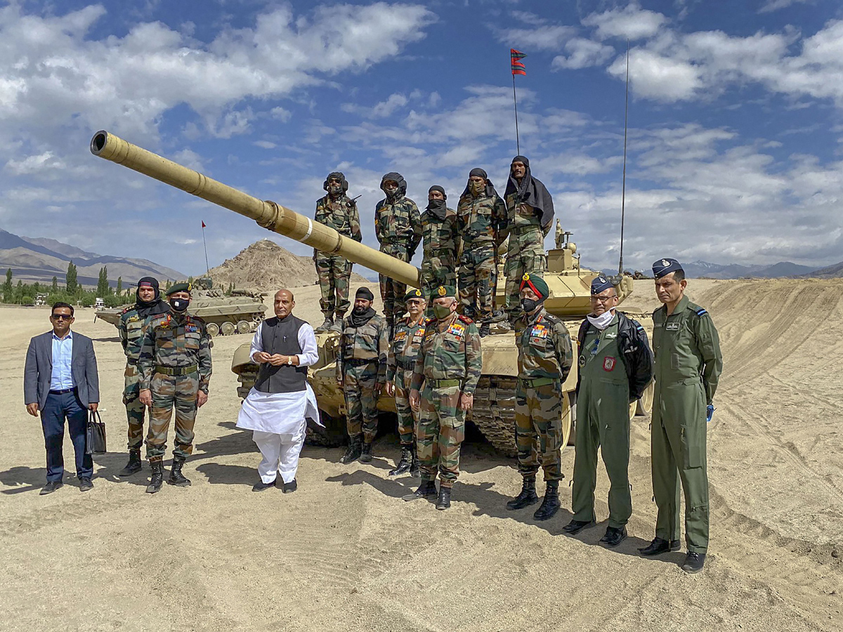 Defence Minister Rajnath Singh Visits Ladakh Photo Gallery - Sakshi10