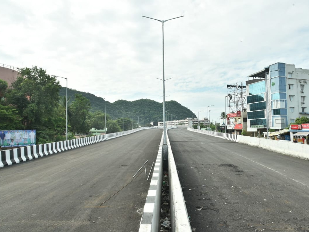 Durga Temple Flyover Vijayawada Photo Gallery - Sakshi1