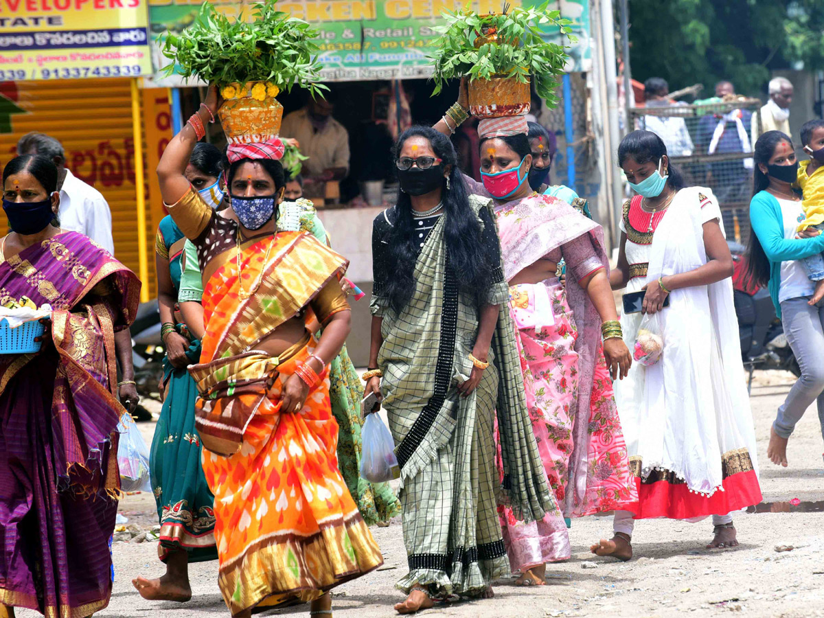 bonalu in hyderabad 2020 Photo Gallery - Sakshi2