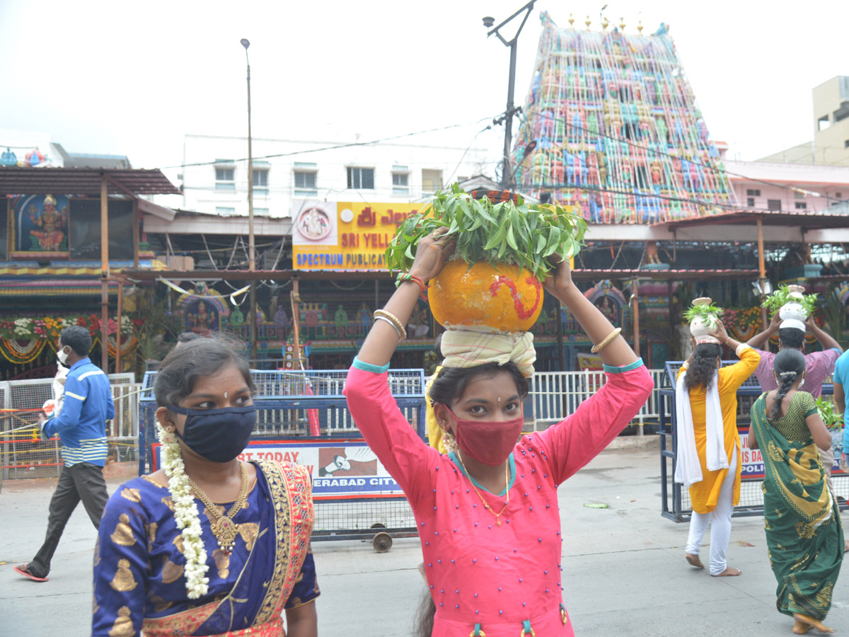 bonalu in hyderabad 2020 Photo Gallery - Sakshi40