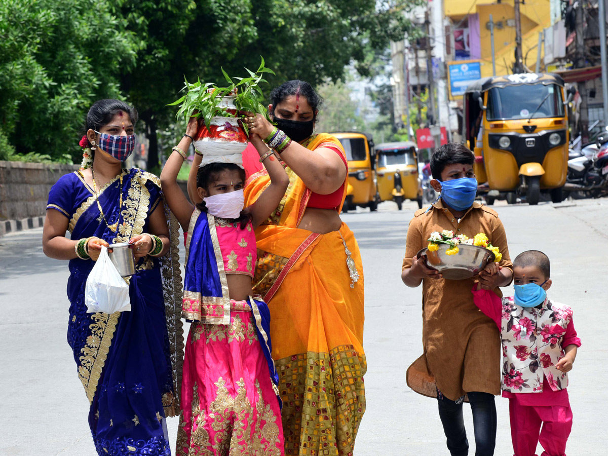 bonalu in hyderabad 2020 Photo Gallery - Sakshi9