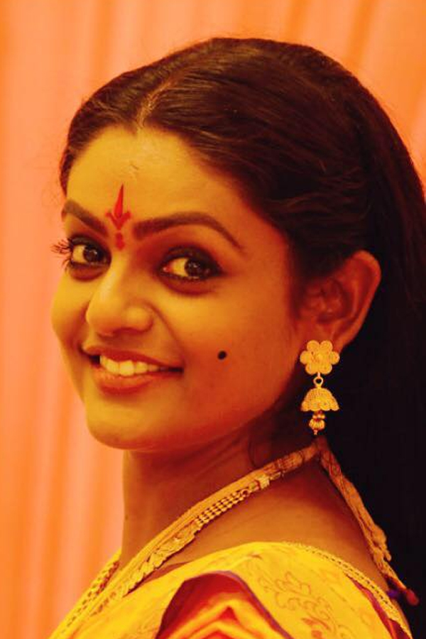 Karthika Deepam actress Premi Viswanath Photo Gallery - Sakshi18