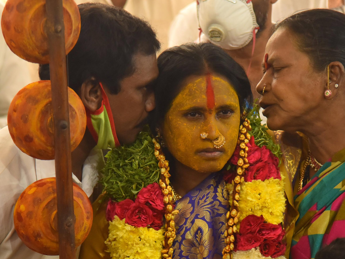 Telangana Bonalu Festival Photo Gallery - Sakshi9