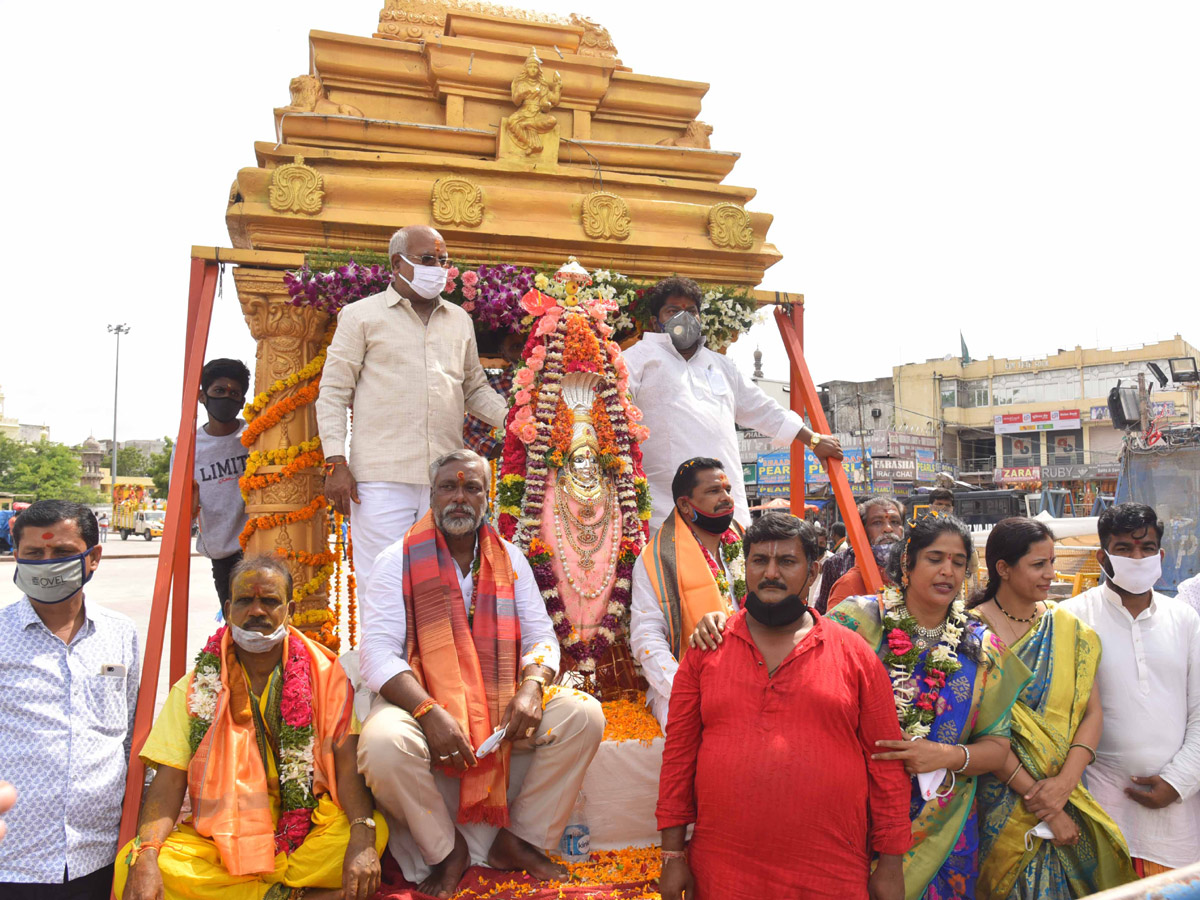 Telangana Bonalu Festival Photo Gallery - Sakshi17