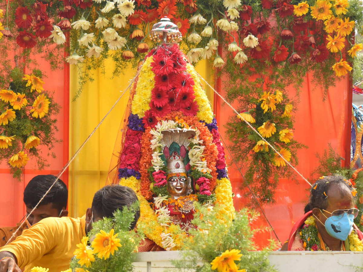 Telangana Bonalu Festival Photo Gallery - Sakshi8