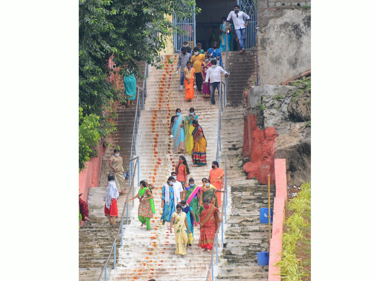 Sravana masam specialpujas vijayawada durgamma temple photo gallery - Sakshi18