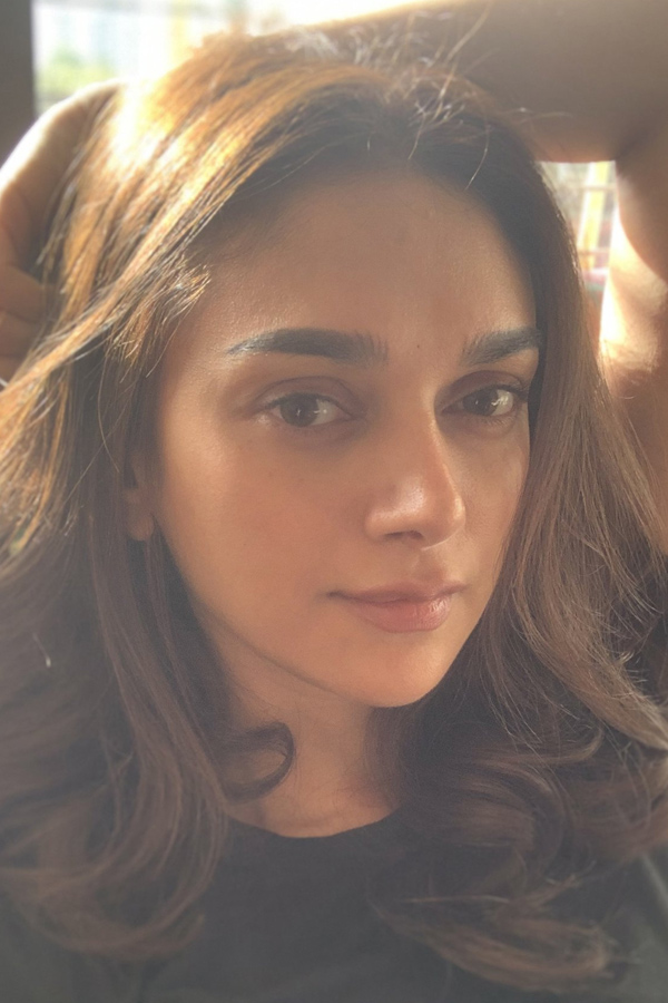 Actress Aditi rao hydari exclusive photo gallery - Sakshi34