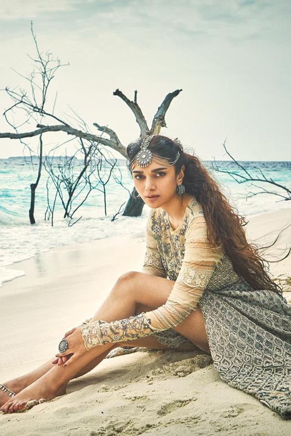 Actress Aditi rao hydari exclusive photo gallery - Sakshi8