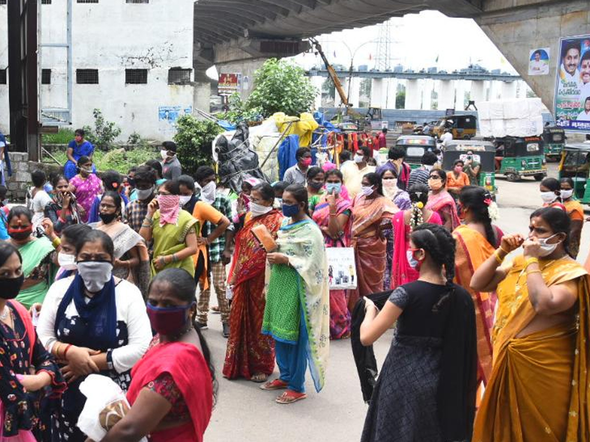 Sravana masam specialpujas vijayawada durgamma temple photo gallery - Sakshi12