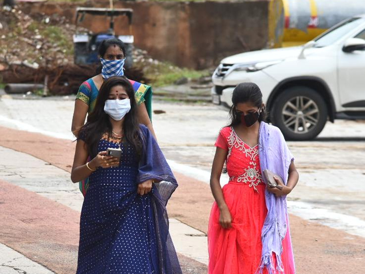 Sravana masam specialpujas vijayawada durgamma temple photo gallery - Sakshi13