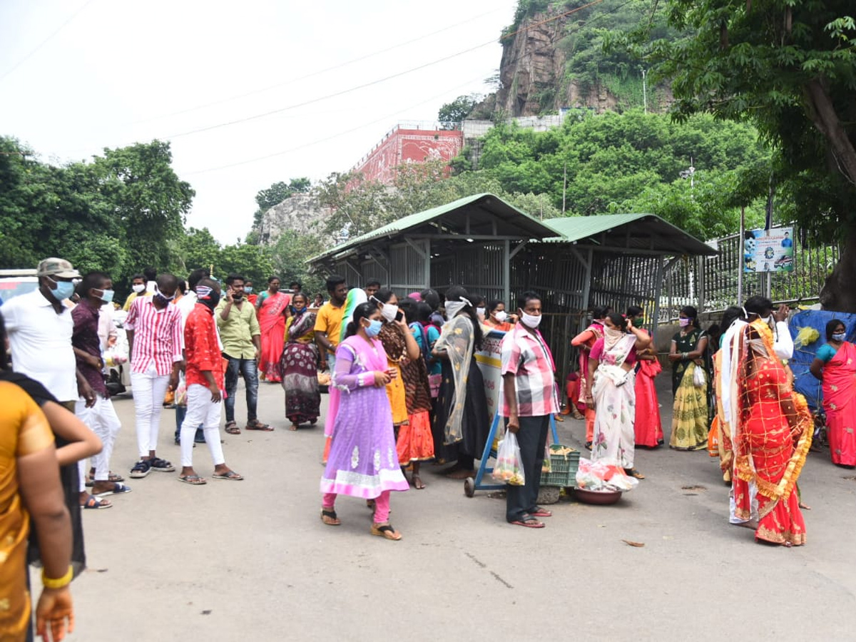 Sravana masam specialpujas vijayawada durgamma temple photo gallery - Sakshi2