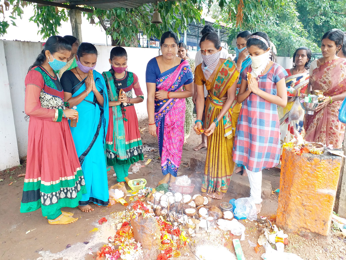 nag panchami celebrations in telangana photo gallery - Sakshi4