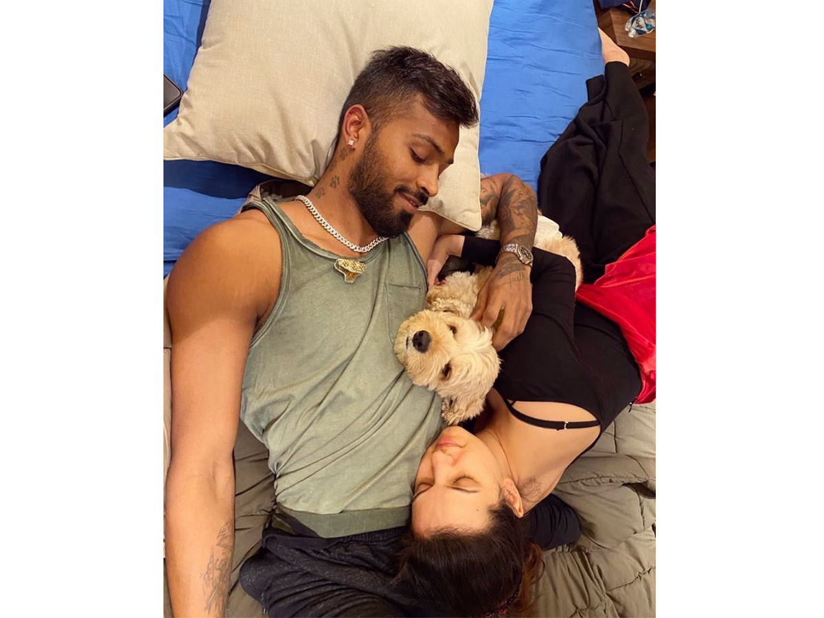 Hardik pandya natasa Photo Gallery - Sakshi7