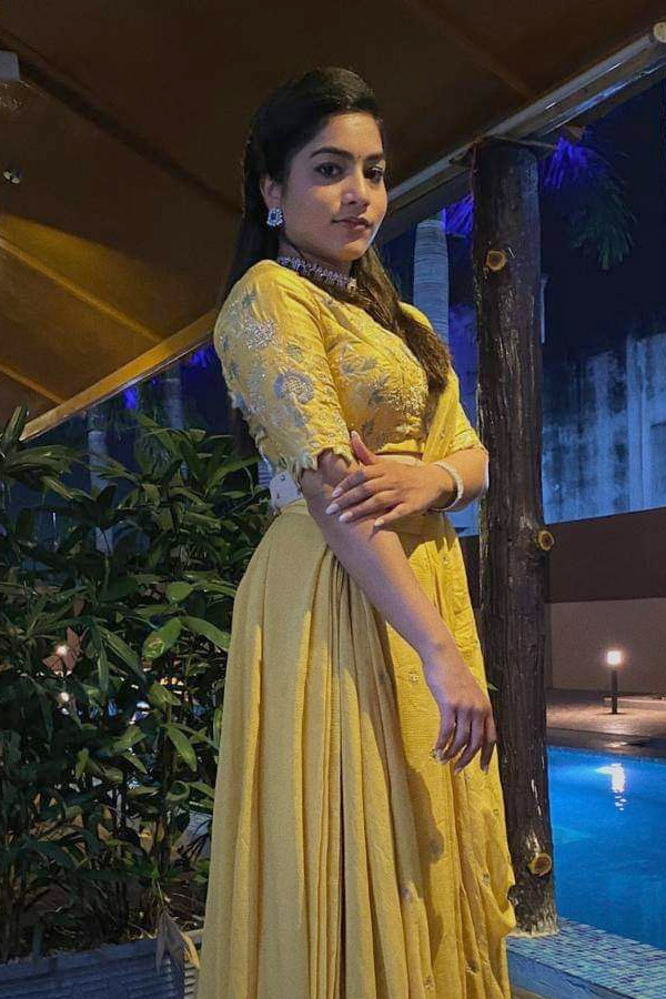 Bigg Boss Punarnavi Bhupalam Photo Gallery - Sakshi22