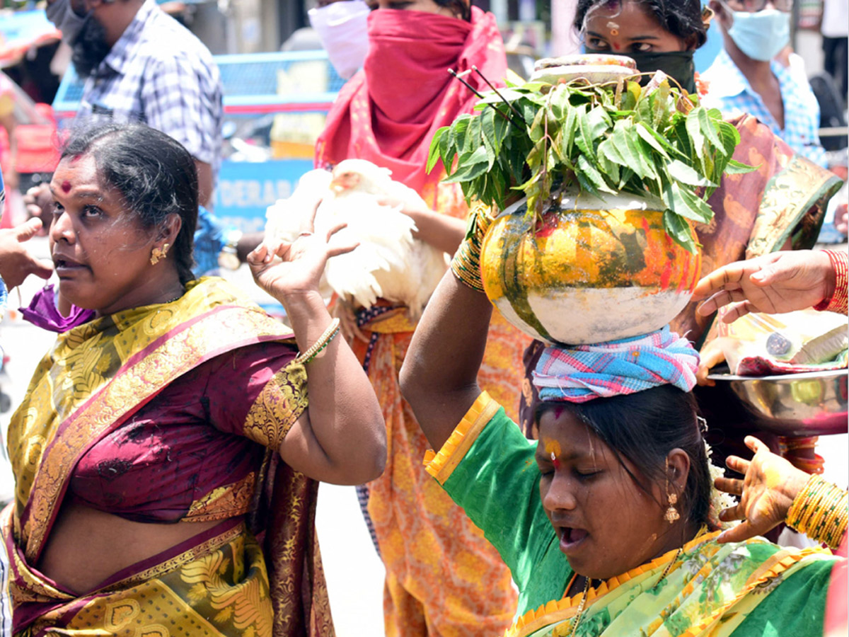 balkampet yellamma bonalu Photo Gallery - Sakshi2