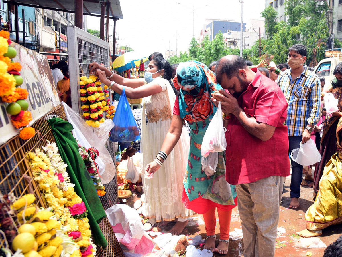 balkampet yellamma bonalu Photo Gallery - Sakshi11