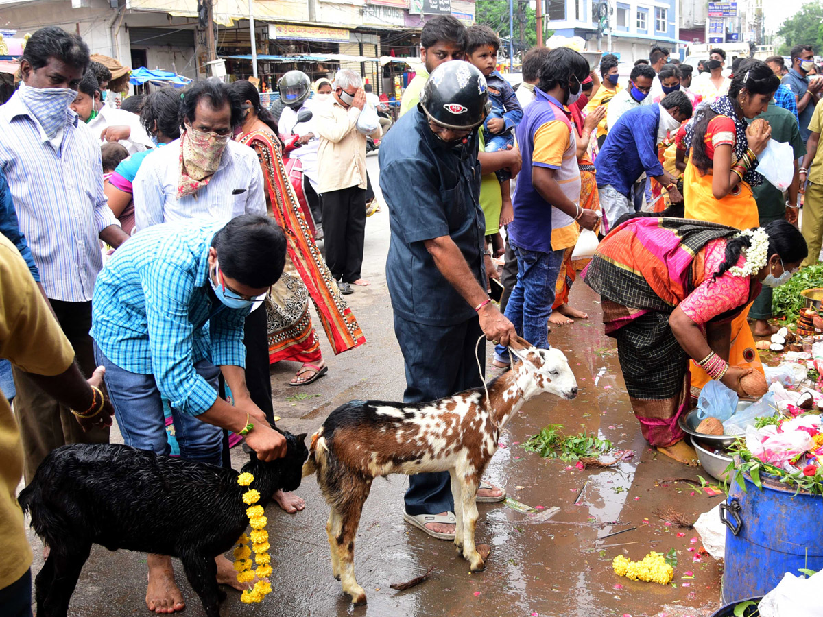 balkampet yellamma bonalu Photo Gallery - Sakshi15