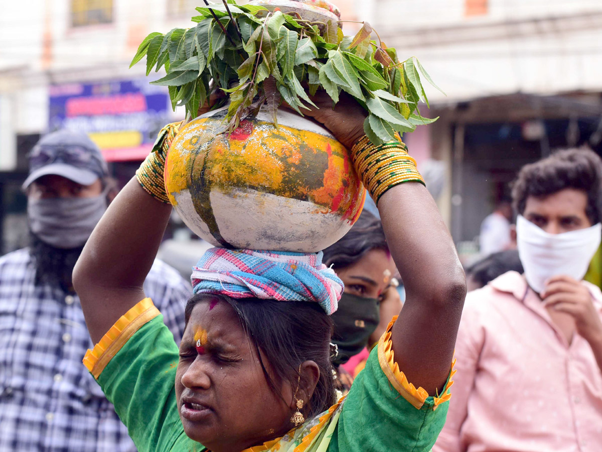 balkampet yellamma bonalu Photo Gallery - Sakshi4