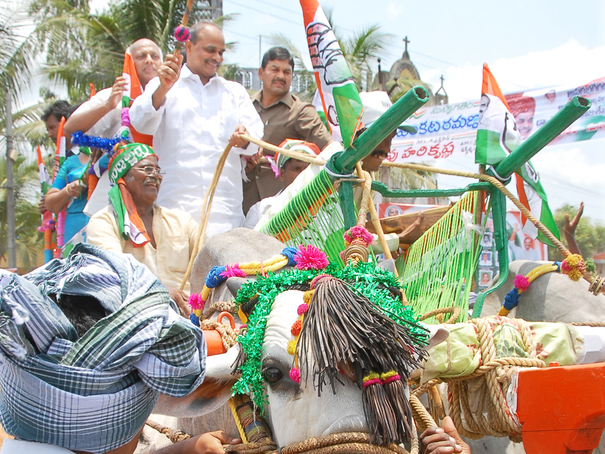 YS Rajasekhara Reddy and YS Jagan Mohan Reddy Photos Gallery - Sakshi6