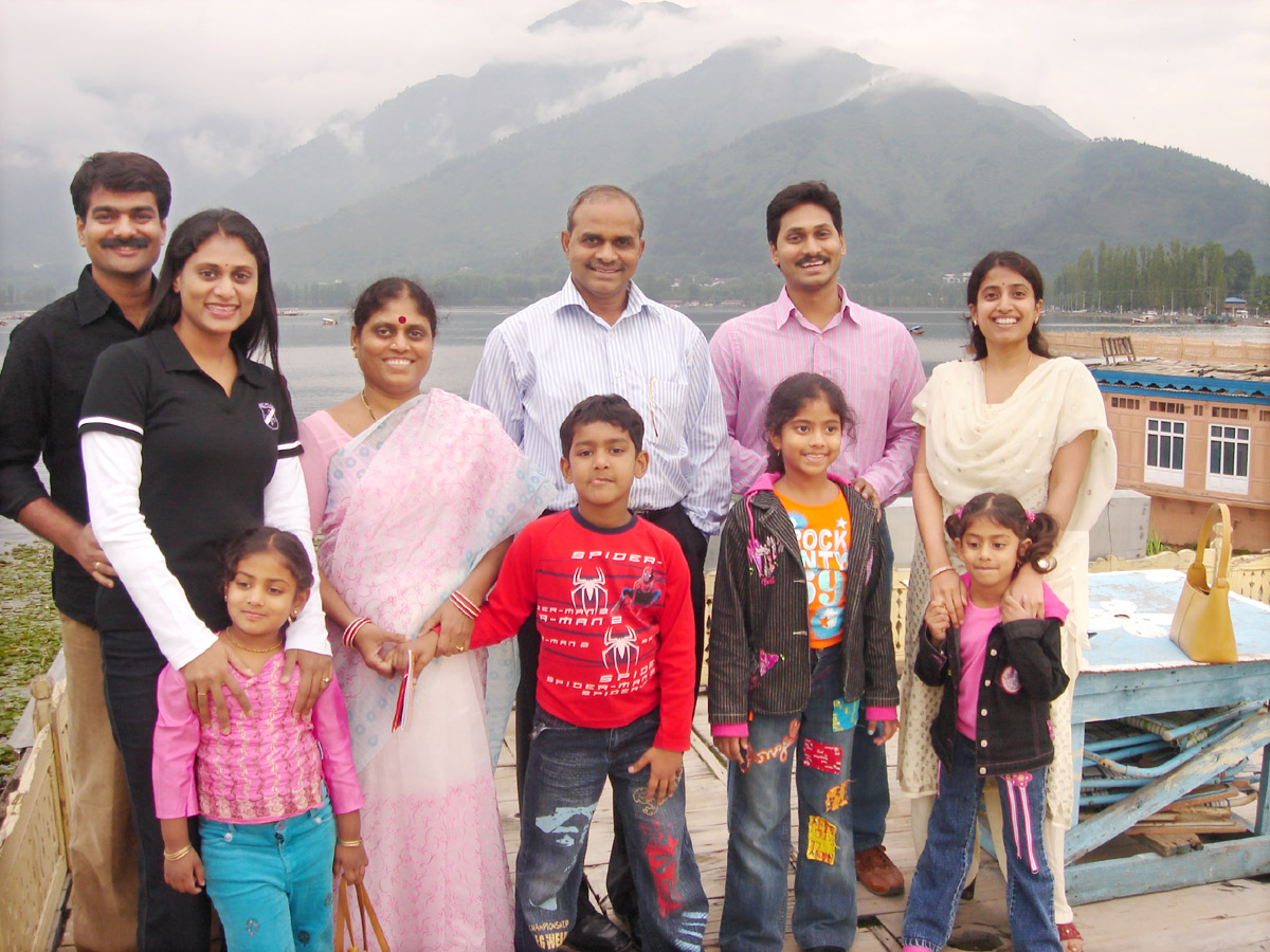 ys rajasekhara reddy family photos gallery - Sakshi3