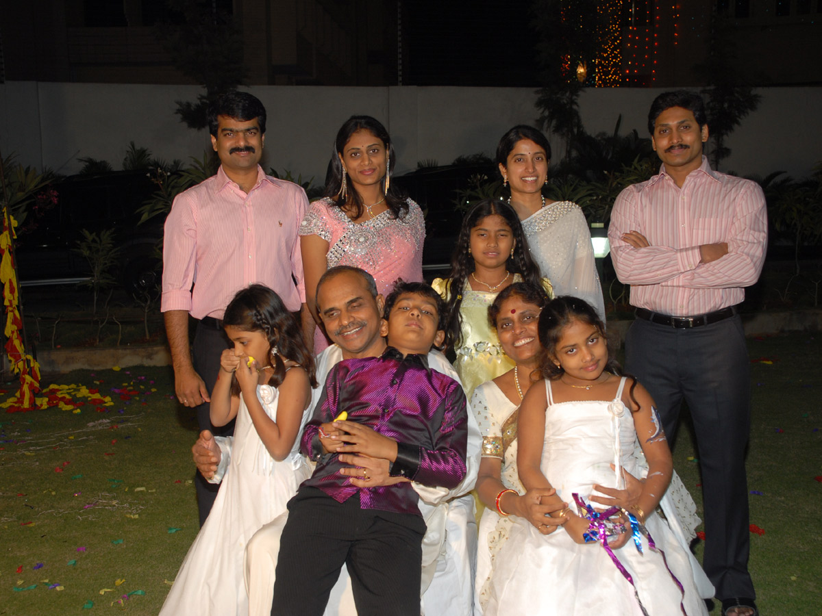 ys rajasekhara reddy family photos gallery - Sakshi41