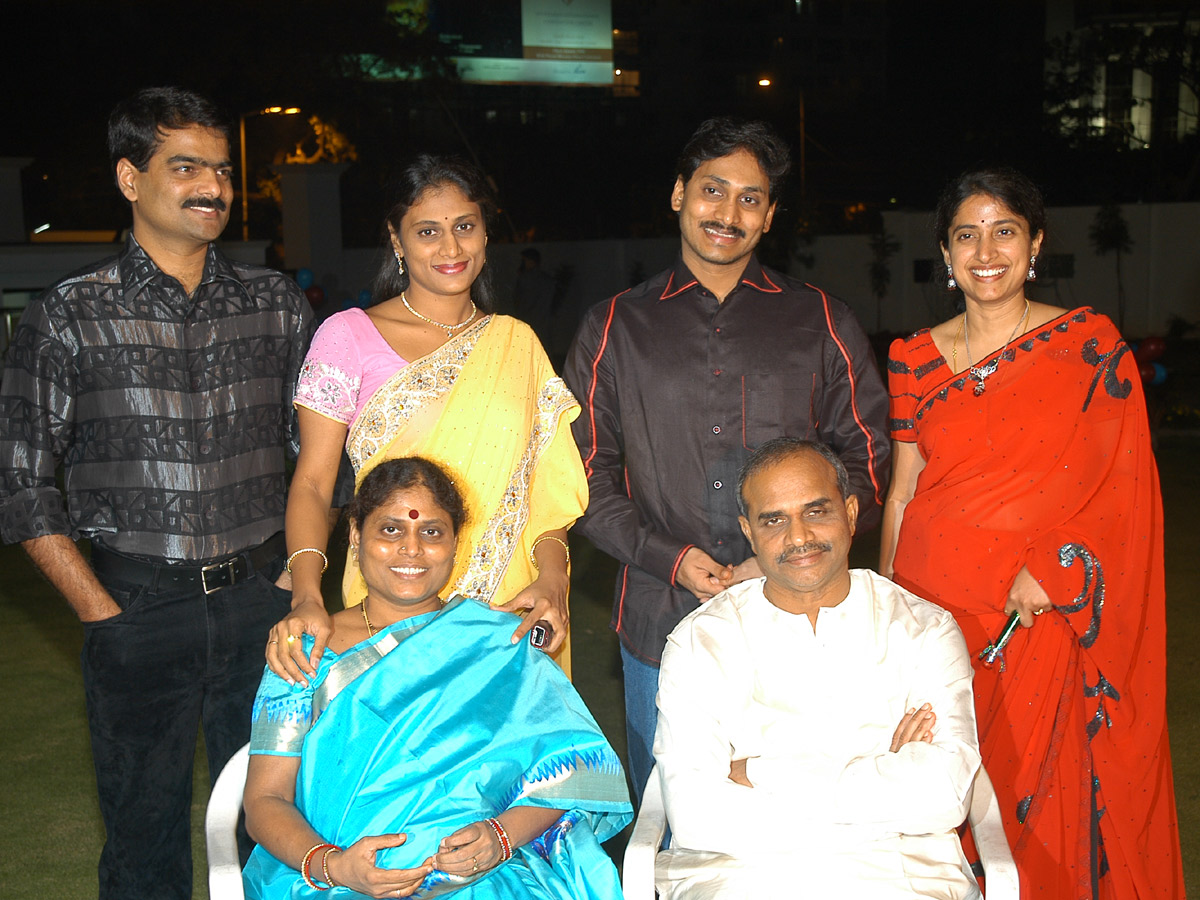 ys rajasekhara reddy family photos gallery - Sakshi46