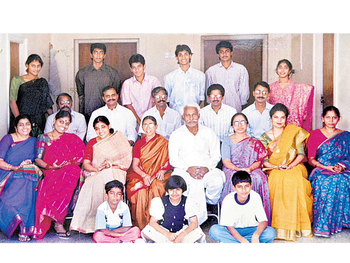 ys rajasekhara reddy family photos gallery - Sakshi63