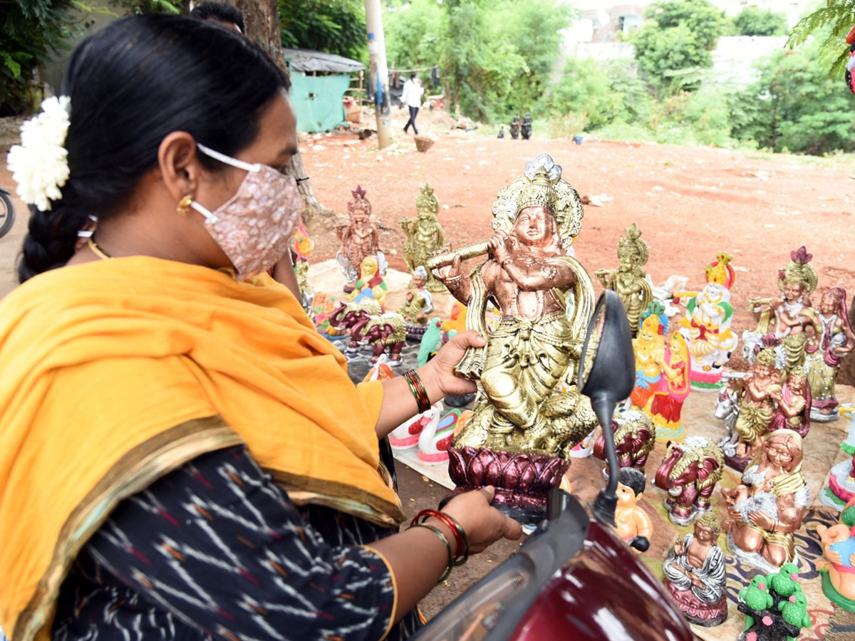 Krishna Janmashtami 2020 Photo Gallery - Sakshi1