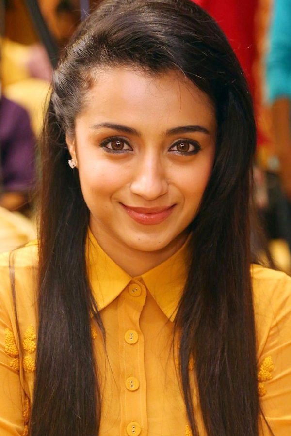 Actress Trisha Krishnan exclusive photos gallery - Sakshi21