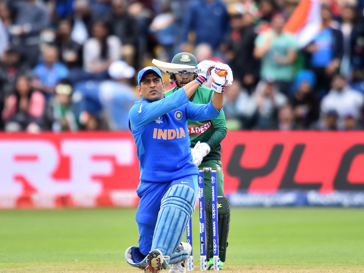 MS Dhoni announces retirement - Sakshi31