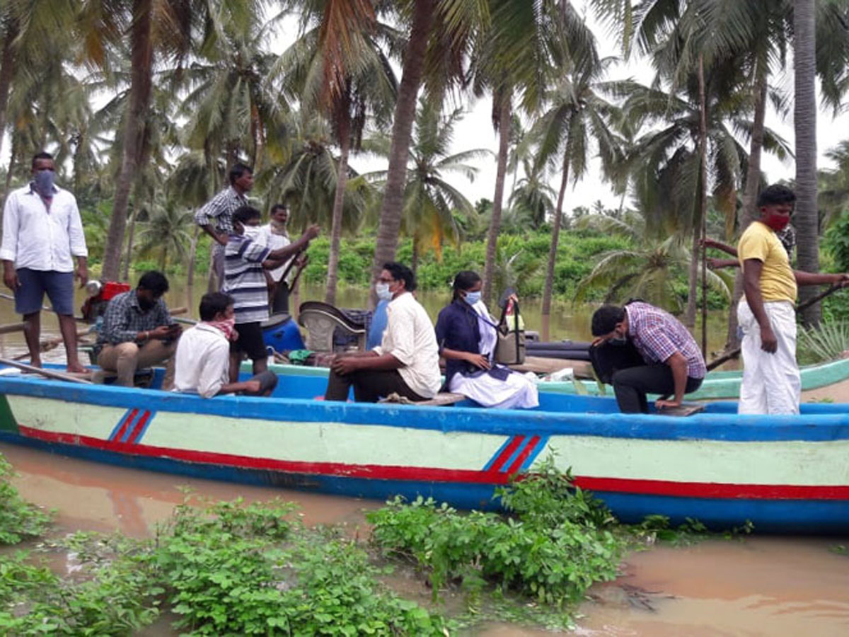 Godavari River Water Level Heavy Rains In Rajahmundry  - Sakshi34