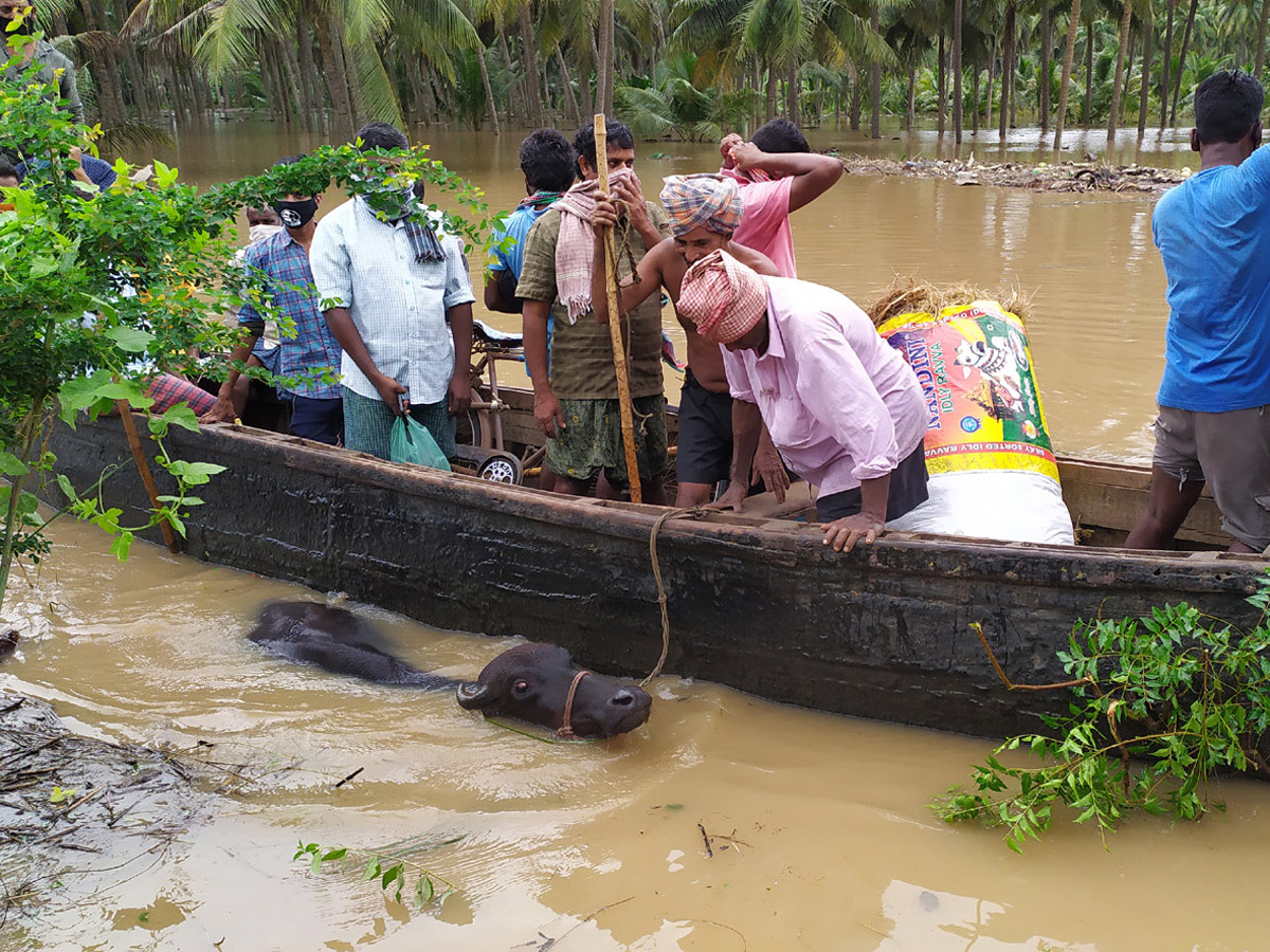 Godavari River Water Level Heavy Rains In Rajahmundry  - Sakshi62