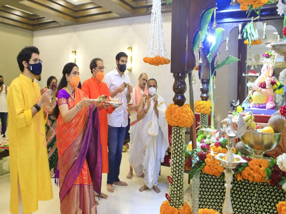 Celebrities Celebrate In Ganesh Chaturthi 2020 - Sakshi8