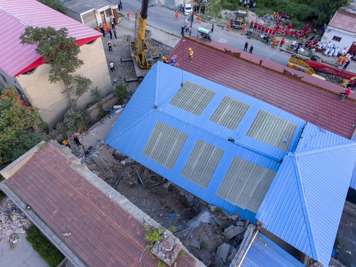  Restaurant Collapses In China Photo Gallery - Sakshi5