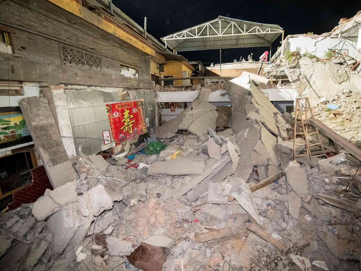  Restaurant Collapses In China Photo Gallery - Sakshi6