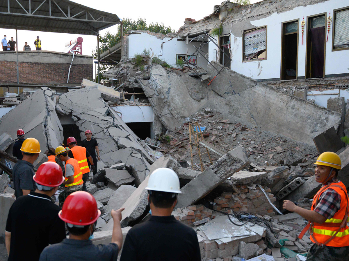  Restaurant Collapses In China Photo Gallery - Sakshi7