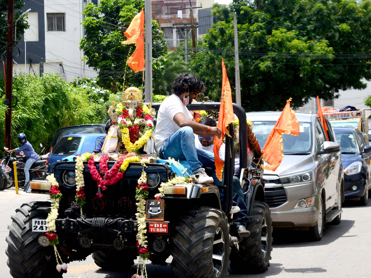 Ganesh Immersion 2020 Hyderabad TankBund Photo Gallery - Sakshi18