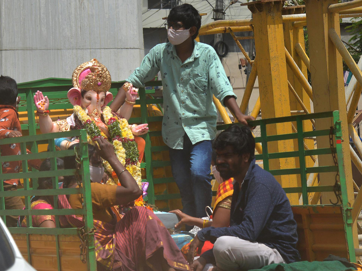 Ganesh Immersion 2020 Hyderabad TankBund Photo Gallery - Sakshi4