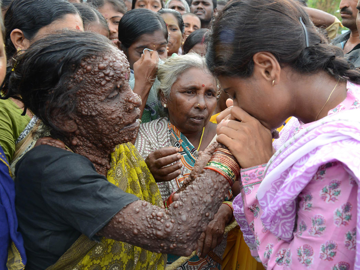 YS Sharmila Maro Praja Prasthanam Padayatra seven years completed Photo Gallery - Sakshi7