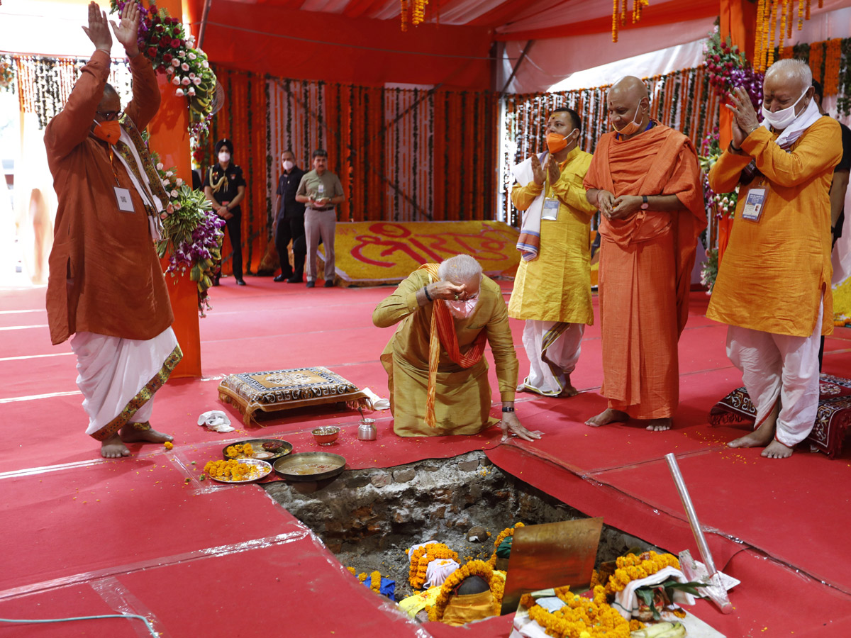 Ayodhya ram mandir bhoomi pooja Photo Gallery - Sakshi20