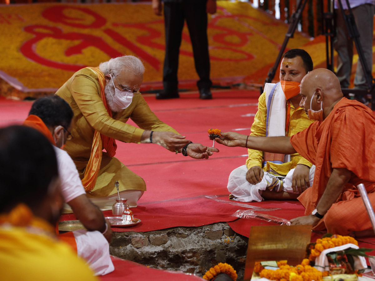 Ayodhya ram mandir bhoomi pooja Photo Gallery - Sakshi5